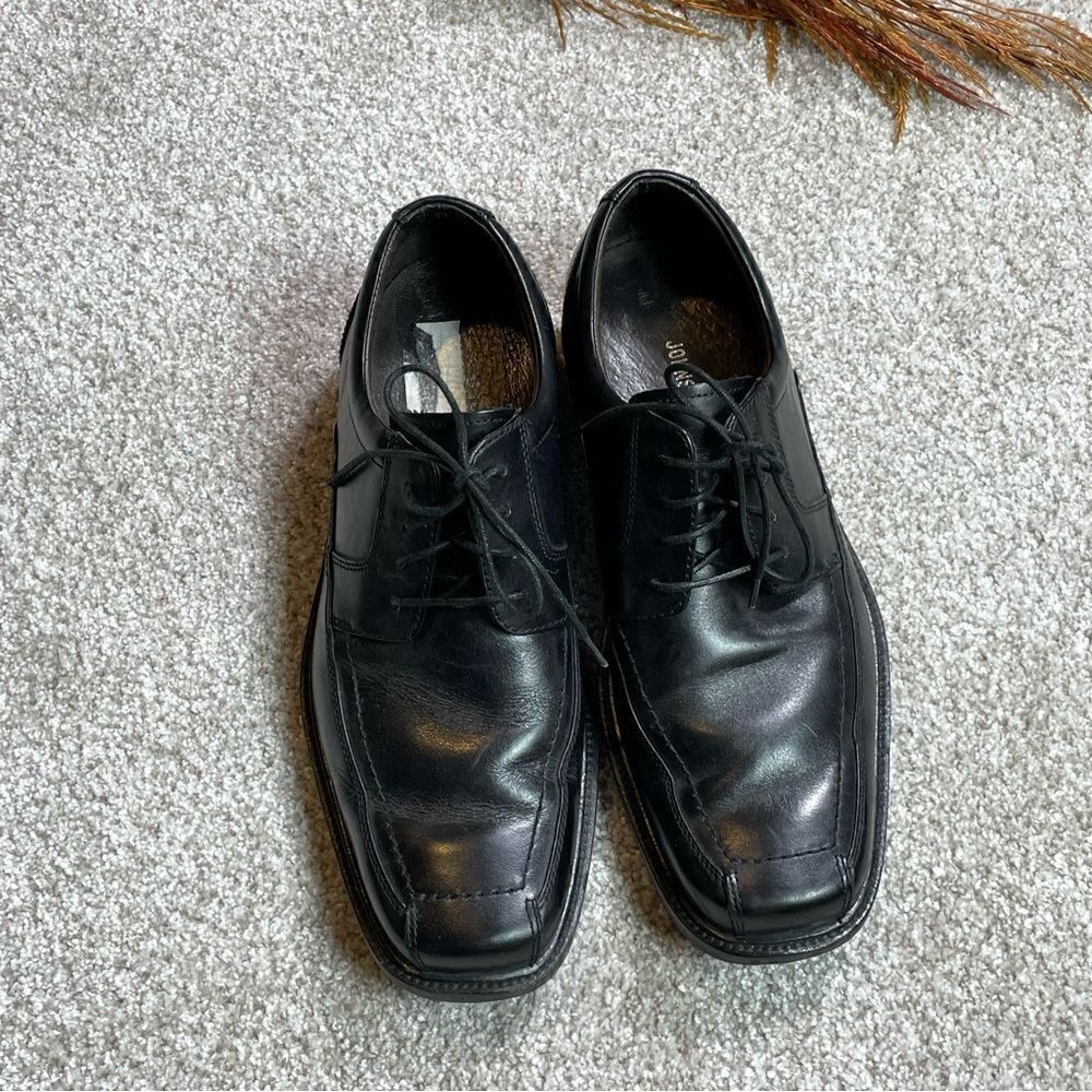 JOHNTON& MURPHY SHOES  